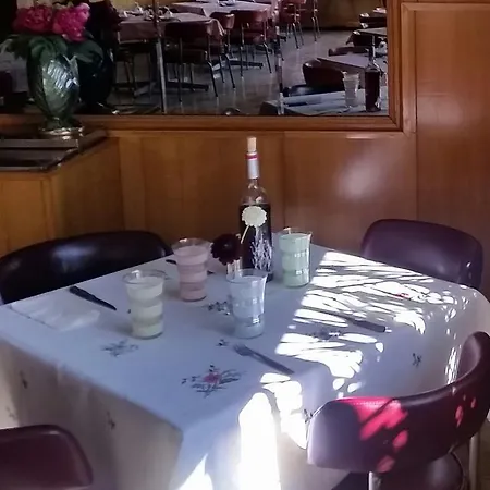 El Crucero Hostel